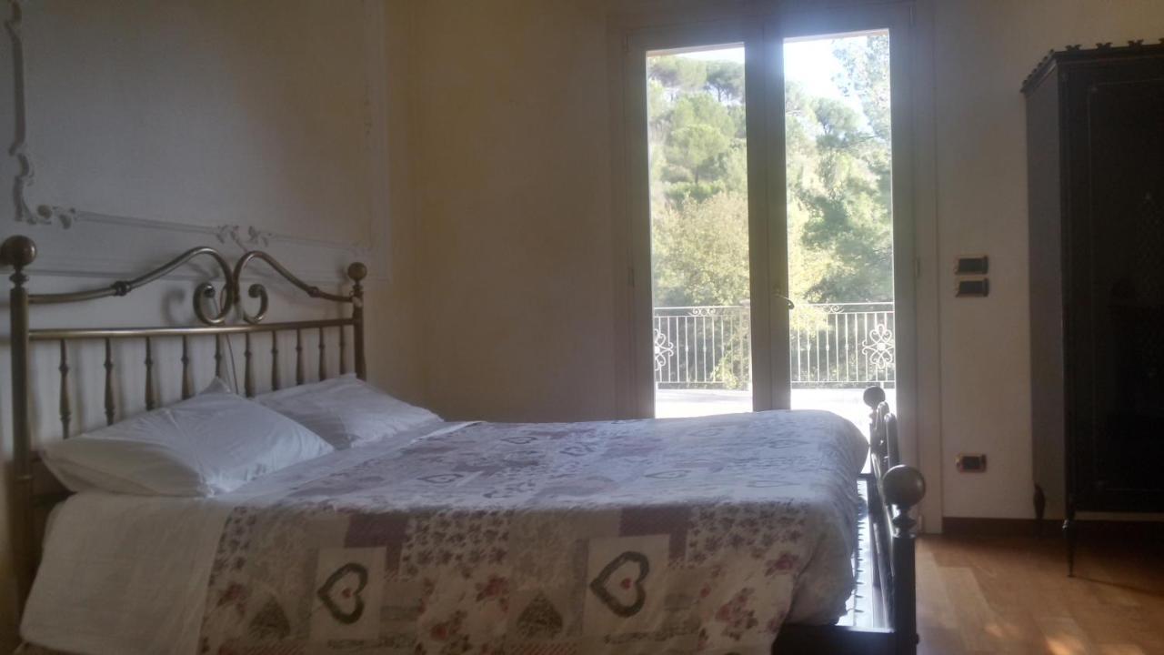 Parco Dei Gelsomini Bed & Breakfast Ascoli Piceno Exterior photo